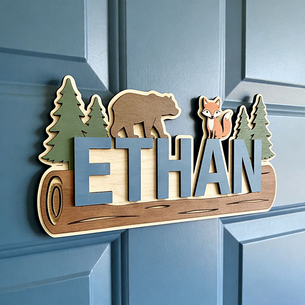 Baby Nursery Decor - Drewniana tabliczka z imieniem dziecka, motyw